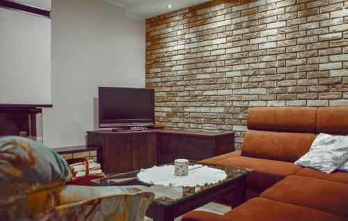 Pobiedziska Casa | 2 Bedroom Awesome Home In Gorzkie Pole