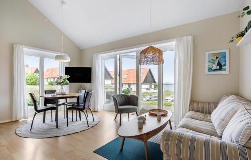 Gudhjem Casa | 2 Bedroom Awesome Home In Gudhjem