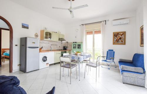 Capaci Apartamento | 2 Bedroom Beautiful Apartment In Capaci