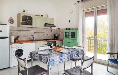 Capaci Apartamento | 2 Bedroom Beautiful Apartment In Capaci