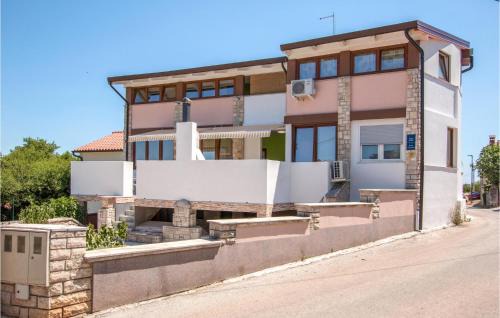Sikici Casa | 2 Bedroom Beautiful Home In Sikici