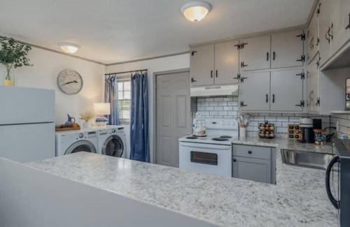 Covington Casa | 2 bedroom beauty with patio and yard, next to legion field