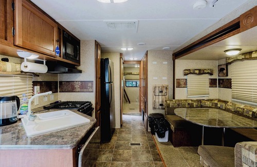 Carling Casa | 2-bedroom Camper Trailer Cottage #2
