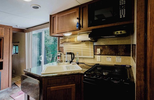 Carling Casa | 2-bedroom Camper Trailer Cottage #2