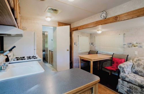 Carling Casa | 2-bedroom Camper Trailer Cottage #1