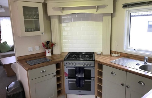 Shanklin Casa | 2 Bedroom Caravan LG25, Shanklin, Isle of Wight
