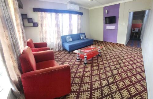 Ba Apartamento | 2 Bedroom Centrally Located Apartment