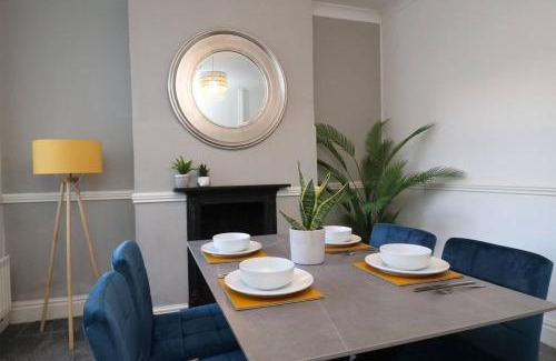 Lancaster Casa | 2 Bedroom Characterful House
