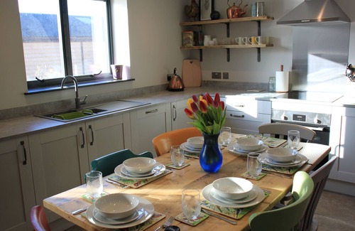 Barns Green Cabaña | 2 bedroom charming and luxury retreat on our farm