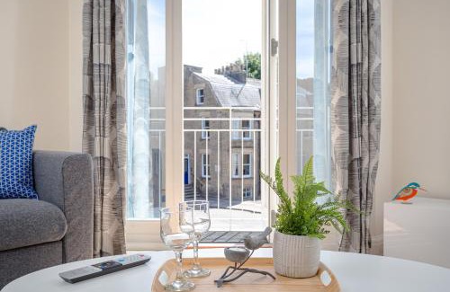 Cambridge City Centre Casa | 2 Bedroom City Centre Townhouse - with Parking
