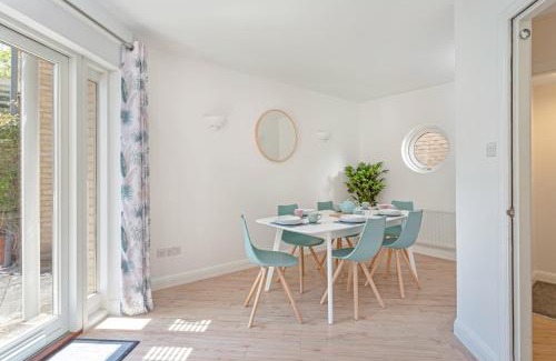 Cambridge City Centre Casa | 2 Bedroom City Centre Townhouse - with Parking