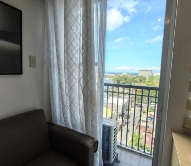 Bacolod Apartamento | 2-Bedroom Cityscape Residences Bacolod 1001