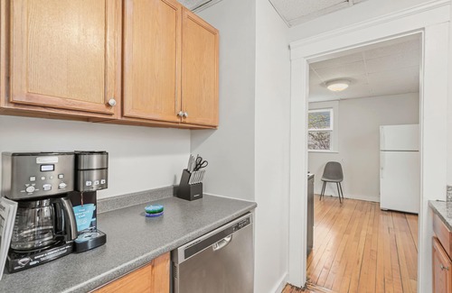 Salem Apartamento | 2 bedroom close to downtown by the bay
