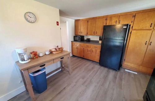 Thomaston Casa | 2 Bedroom Close to Town Home