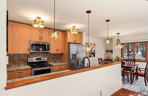 Snowmass Village Condominio | 2-bedroom condo in Snowmass Village with WiFi walking distance to transportation