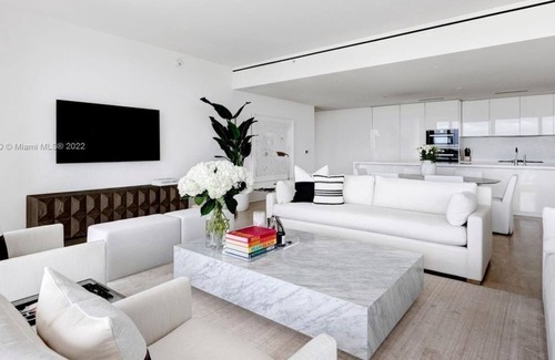Surfside Condominio | 2 Bedroom Condo 325901 by Houzlet