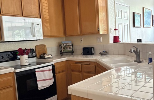 Laguna Niguel Condominio | 2-bedroom condo in awesome Bear Brand Breakers Laguna Niguel with AC