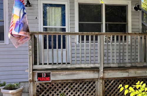 West Cape May Condominio | 2-bedroom condo in fantastic West Cape May with WiFi, AC