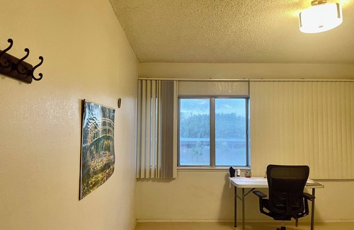 Encanto Condominio | 2-bedroom condo in brilliant Phx walking distance to everywhere and lightrail