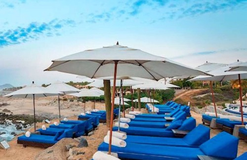 Juárez Apartamento | 2 Bedroom Condo in Enchanting Cabo San Lucas with Hotel Amenities