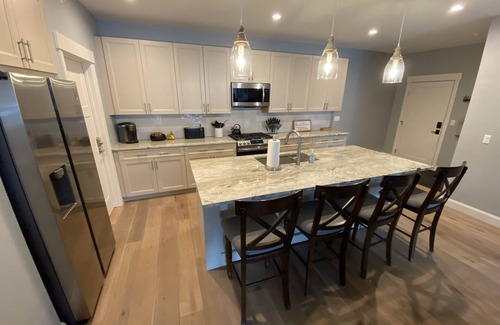 Grand Lake Condominio | 2 Bedroom Condo on the Boardwalk in downtown Grand Lake