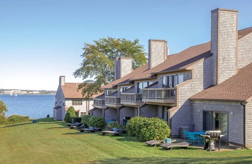 Jamestown Condominio | 2 Bedroom Condo, Sleeps 6, at Newport Overlook Resort!