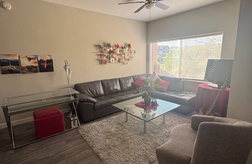 Fountain Hills Condominio | 2-bedroom condo in wonderful Fountain Hills with WiFi, AC, fitness room