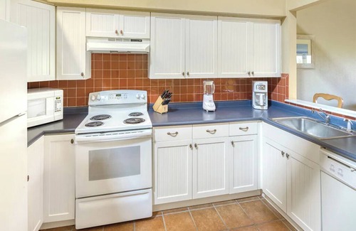 Jamestown Condominio | 2 Bedroom Condo w/ Full Kitchen at Newport Overlook Resort!!