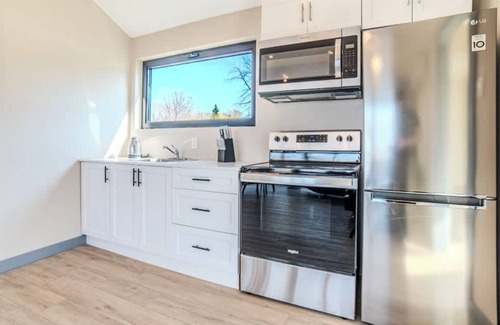 Harwood Cabina | 2 Bedroom Cottage #1: Willow Bay