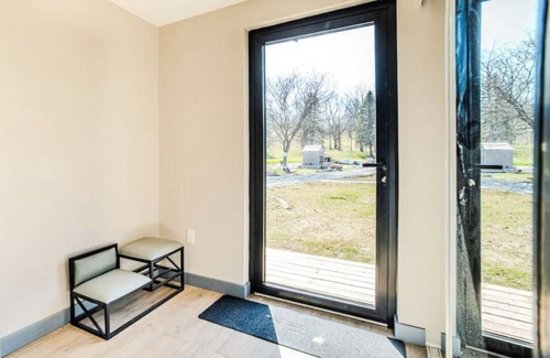 Harwood Cabina | 2 Bedroom Cottage #1: Willow Bay