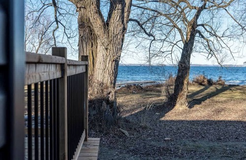 Harwood Cabina | 2 Bedroom Cottage #1: Willow Bay