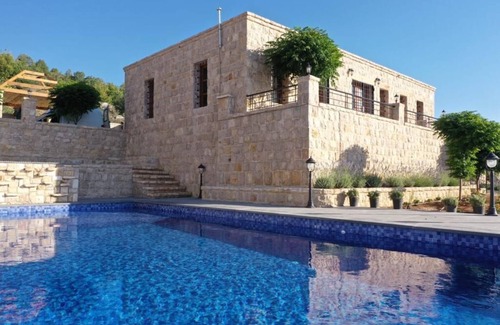 Msaytbeh Cabaña | 2 bedroom cottage in bayrut