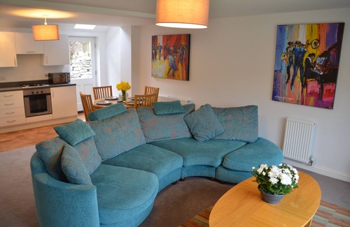 Helmsley Cabaña | 2 Bedroom Cottage Situated in The centre of Helmsley With Off Street Parking