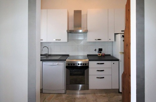 Montoggio Apartamento | Acogedor apartamento de 2 habitaciones en Montoggio