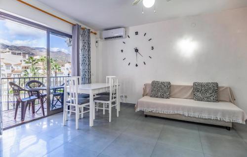 Velilla-Taramay Apartamento | 2 Bedroom Cozy Apartment In Almunecar