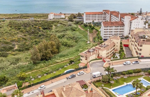 Puerto de la Duquesa Apartamento | Acogedor apartamento de 2 dormitorios.