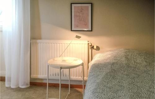 Kvillsfors Apartamento | 2 Bedroom Cozy Apartment In Kvillsfors
