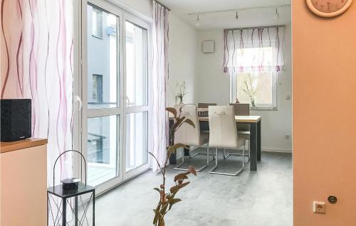 Muritz Apartamento | 2 Bedroom Cozy Apartment In Rechlin
