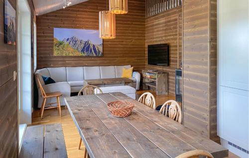 Oye Apartamento | 2 Bedroom Cozy Apartment In Stranda