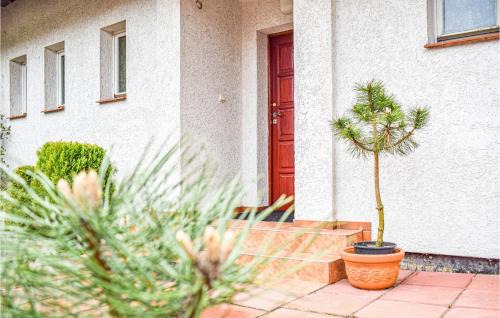 Kolobrzeg Apartamento | 2 Bedroom Cozy Apartment In Kolobrzeg