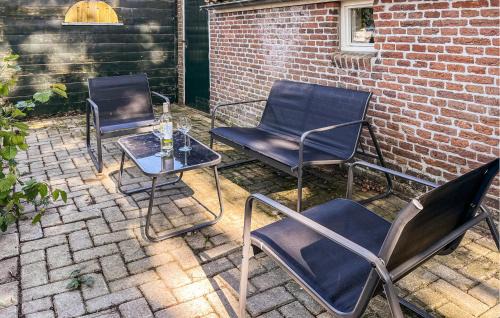 Krakeel Casa | 2 Bedroom Cozy Home In Noordscheschut