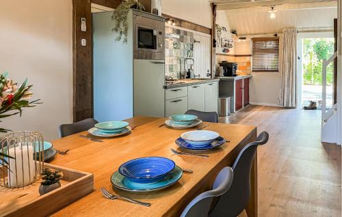 Krakeel Casa | 2 Bedroom Cozy Home In Noordscheschut