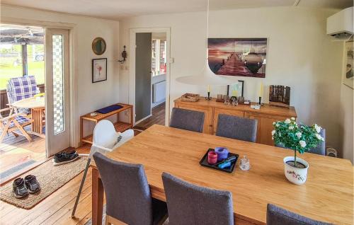 Aahus Casa | 2 Bedroom Cozy Home In Åhus