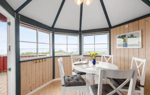 Sjaelborg Casa | 2 Bedroom Cozy Home In Esbjerg V