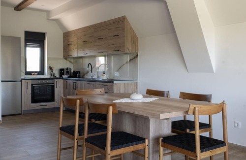 Karlovac Casa | Acogedora casa de 2 dormitorios en Brodani