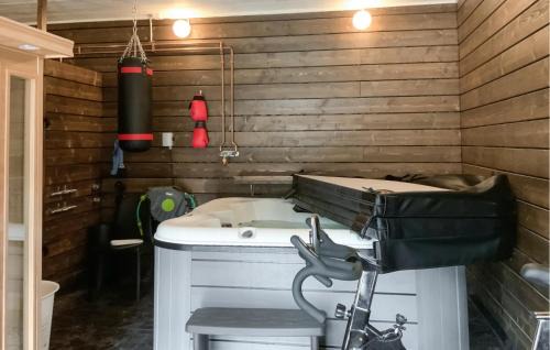 Reftele Casa | 2 Bedroom Cozy Home In Reftele