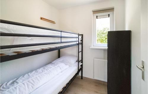 Heinkenszand Casa | 2 Bedroom Cozy Home In Heinkenszand