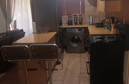 Pretoria Apartamento | 2-Bedroom Cozy Mountain Apartment with Stunning Panoramic Views