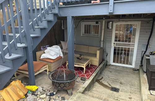 Petworth Casa | 2 Bedroom DC Stay w/Private Patio + Outdoor Games