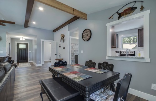 Decatur Casa | 2-Bedroom, Dog Friendly Home sleeps 6 on the Tennessee River/Chickamauga Lake